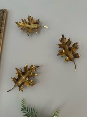 3 gold vintage hanging leaves
